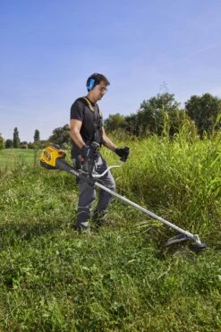 Stiga BC 760 B Benzine Bosmaaier - 52,8cc - 1,7kW - 2-takt - 45cm 23 Stiga BC 760 B Benzine Bosmaaier - 52,8cc - 1,7kW - 2-takt - 45cm -WIHA Winkel acf6fcc6ca81e23f7be88b32a52b0b99